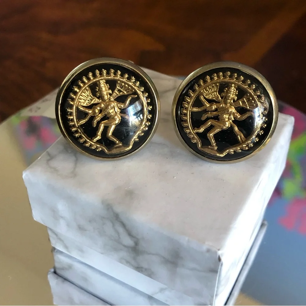 Vintage 60s Sarah Coventry Balinese dancers cuff links